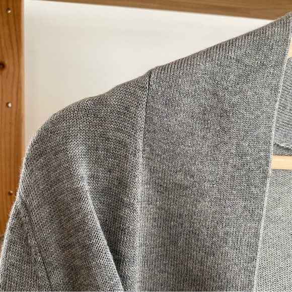 Vineyard Vines Gray Wool Cashmere Cardigan Sweater.XS - Picture 6 of 13